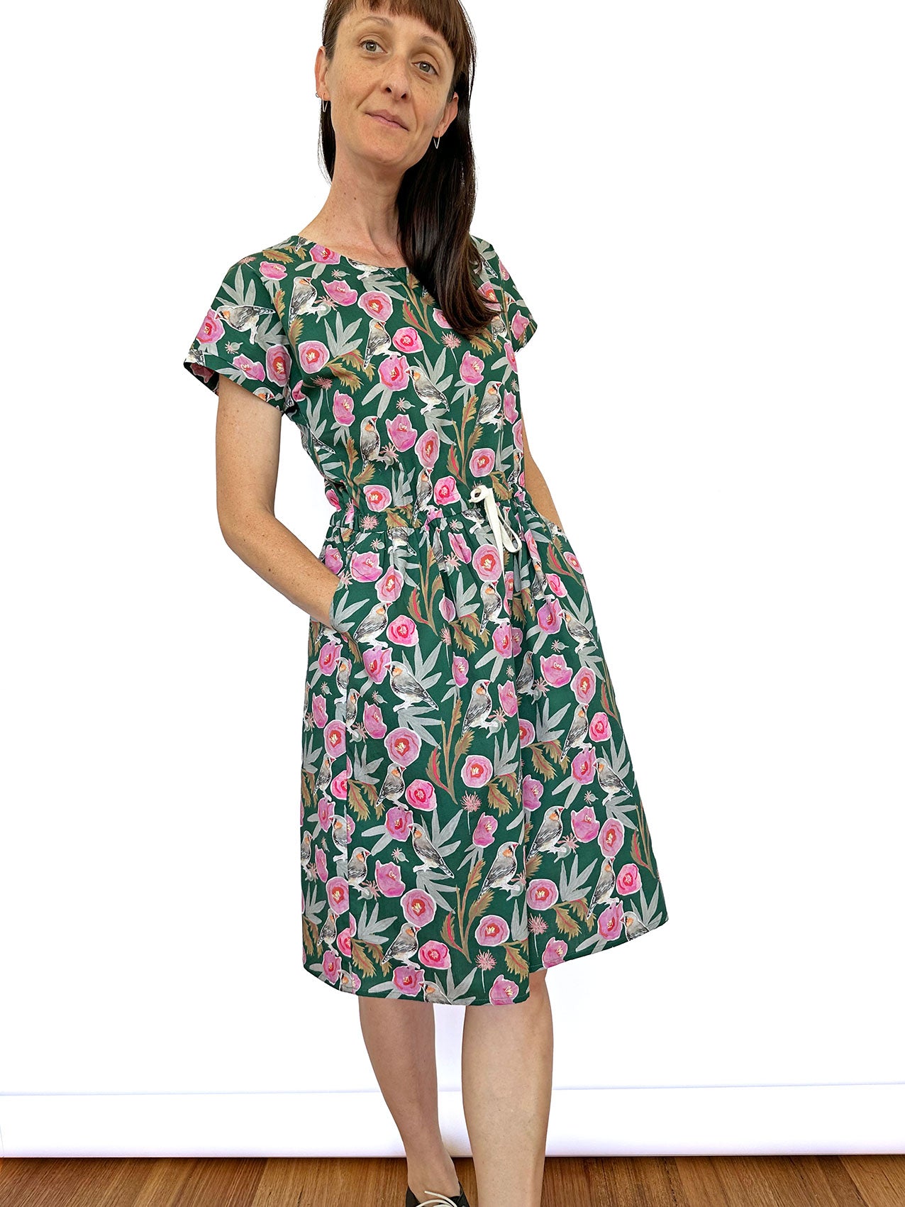 Drawstring Kimono Sleeve Dress - Zebra Finch (Green)